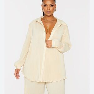 Pretty little thing PLISSE BUTTON FRONT OVERSIZED SHIRT